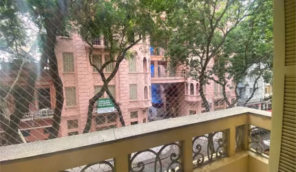 Apartamento com 3 quartos para locação em Centro Histórico - RS