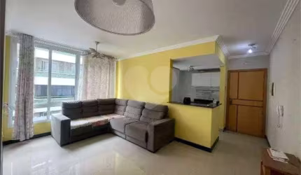 Apartamento com 2 quartos à venda ou para locação em Santana - RS