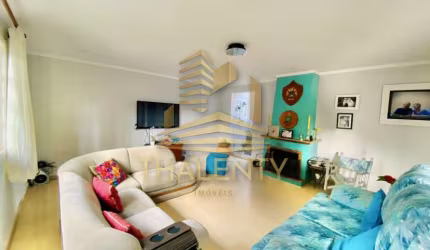 Casa com 3 quartos à venda na Rua Ilda Cheraiber Manaszczuk, 295, Santa Cândida, Curitiba, 342 m2 por R$ 950.000