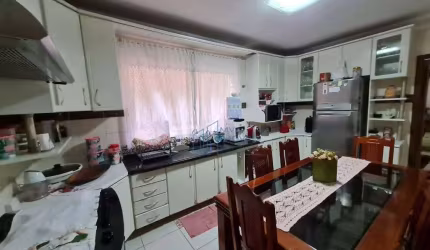 Sobrado com 3 dormitórios à venda, 145 m² por R$ 650.000,00 - Jardim Santa Clara - Guarulhos/SP
