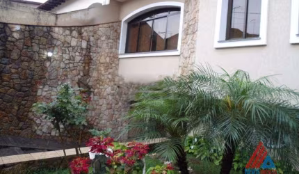 Casa com 3 dormitórios à venda, 400 m² por R$ 1.390.000,00 - Vila Galvão - Guarulhos/SP