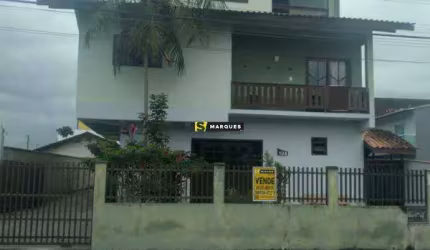 Sobrado a venda no Bairro Fátima/Joinville