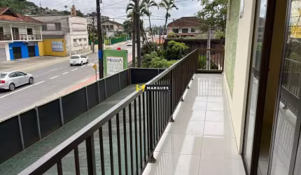 Casa para aluguel, 2 quartos, 1 suíte, 2 vagas, Boa Vista - Joinville/SC