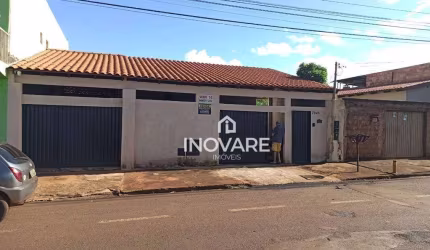 Casa com 2 dormitórios à venda, 140 m² por R$ 500.000,00 - Setor Planalto - Itumbiara/GO