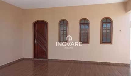 Casa com 3 dormitórios à venda, 180 m² por R$ 330.000,00 - Jardim Leonora - Itumbiara/GO
