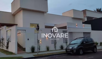 Casa com 3 dormitórios à venda, 167 m² por R$ 680.000,00 - Village Beira Rio - Itumbiara/GO