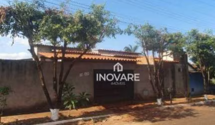 Casa com 3 dormitórios à venda, 100 m² por R$ 295.000 - Conjunto Habitacional Dona Norma Gibaldi - Itumbiara/GO