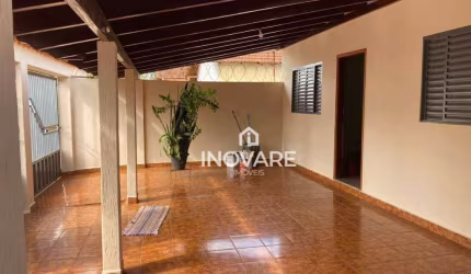 Casa com 3 dormitórios à venda, 250 m² por R$ 360.000,00 - Setor Paranaíba - Itumbiara/GO