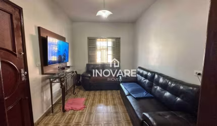 Casa com 3 dormitórios à venda, 162 m² por R$ 850.000,00 - Setor Central - Itumbiara/GO