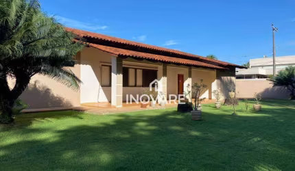 Casa com 4 dormitórios à venda, 400 m² por R$ 1.900.000,00 - Vila de Furnas - Itumbiara/GO