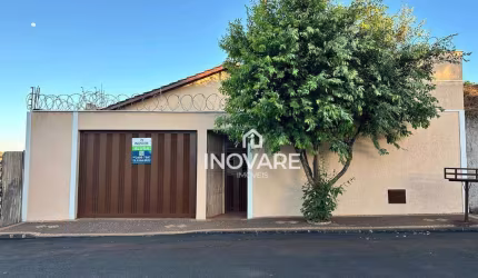 Casa com 3 dormitórios para alugar, 121 m² por R$ 1.500,00/mês - Jardim América - Itumbiara/GO