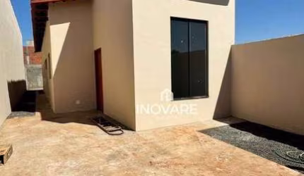 Casa com 3 dormitórios à venda por R$ 240.000,00 - Parque Vale dos Buritys III - Itumbiara/GO