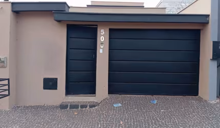 Casa com 3 dormitórios à venda, 150 m² por R$ 500.000,00 - Paranaíba - Itumbiara/GO