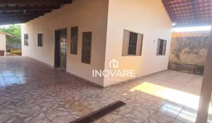 Casa com 3 dormitórios à venda, 196 m² por R$ 290.000,00 - Setor Afonso Pena - Itumbiara/GO