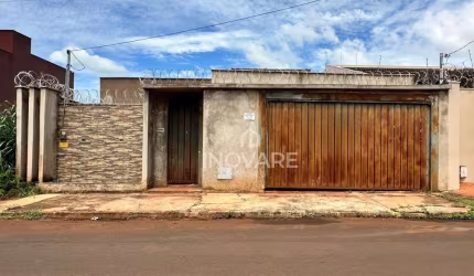 Casa com 3 dormitórios à venda, 209 m² por R$ 550.000,00 - Setor Paranaíba - Itumbiara/GO