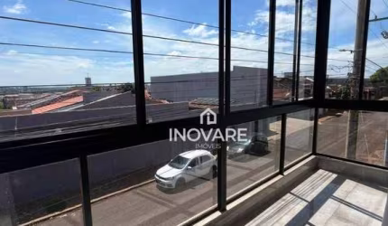 Casa com 3 dormitórios à venda, 569 m² por R$ 2.250.000,00 - Setor Santos Dumont - Itumbiara/GO