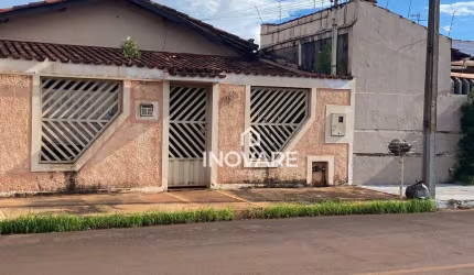 Casa com 2 dormitórios à venda, 184 m² por R$ 270.000,00 - Setor Paranaíba - Itumbiara/GO