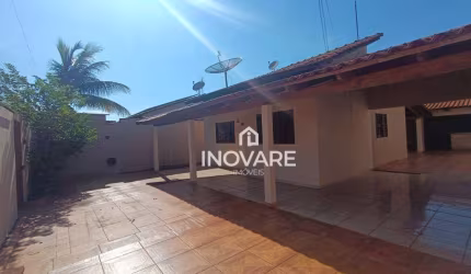 Casa com 3 dormitórios à venda, 200 m² por R$ 400.000,00 - Jardim Adelaide - Itumbiara/GO
