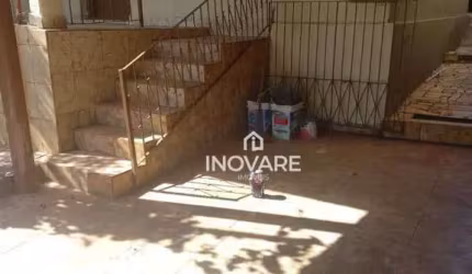 Casa com 3 dormitórios à venda por R$ 200.000,00 - Setor Central - Itumbiara/GO