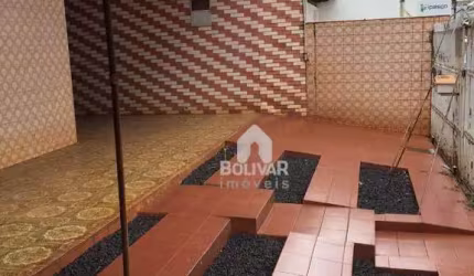 Casa com 3 dormitórios à venda, 180 m² - Setor Central - Itumbiara/GO