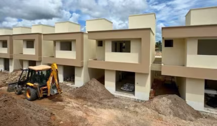 Casa em Condomínio para Venda em Camaçari, ABRANTES, 3 dormitórios, 1 suíte, 2 banheiros, 2 vagas