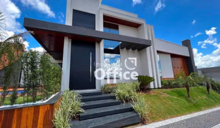 Casa com 4 Suítes à venda, 285 m² por R$ 2.400.000 - Condomínio Residencial Grand Trianon - Anápolis/GO