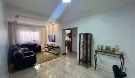 Casa com 4 Quartos à venda, 225 m² por R$ 550.000 - Residencial Flamboyant - Anápolis/GO