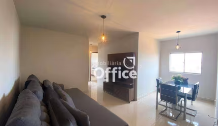 Apartamento com 3 Quartos à venda, 73 m² por R$ 250.000