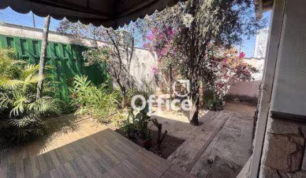 Casa com 3 quartos à venda, 180 m² por R$ 840.000 - Bairro Jundiaí - Anápolis/GO