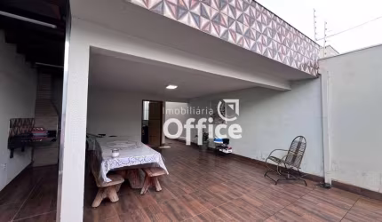 Casa com 3 quartos à venda, por R$ 330.000 - Residencial Paris - Anápolis/GO