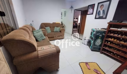 Casa com 3 quartos à venda, 112 m² por R$ 340.000 - Jardim das Américas 1ª Etapa - Anápolis/GO