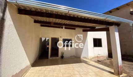 Casa com 3 dormitórios à venda, 105 m² por R$ 490.000,00 - Vila Norte - Anápolis/GO