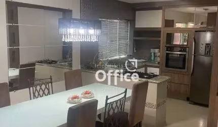 Casa com 3 dormitórios à venda, 250 m² por R$ 920.000,00 - Conjunto Mirage - Anápolis/GO