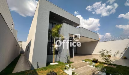 Casa à venda no Anápolis City com 3 suítes e piscina - Anápolis/GO