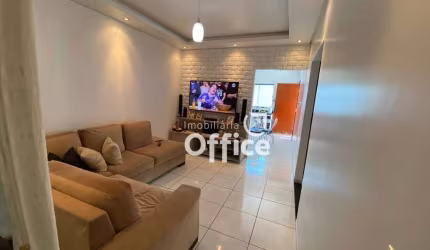 Casa com 3 dormitórios à venda, 155 m² por R$ 350.000,00 - Setor Sul lll Etapa - Anápolis/GO