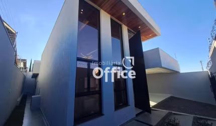 Casa com 3 Suítes à venda, 168 m² por R$ 920.000 - Parque Brasília - Anápolis/GO