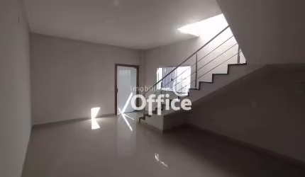 Sobrado com 3 dormitórios para alugar, 250 m² por R$ 3.000,00/mês - Setor Sul Jamil Miguel - Anápolis/GO