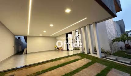 Casa com 3 dormitórios à venda, 236 m² por R$ 1.250.000,00 - Residencial Jardins Do Lago - Anápolis/GO