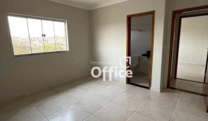 Apartamento com 3 quartos à venda, 78 m² por R$ 350.000 - Conjunto Iapc - Anápolis/GO