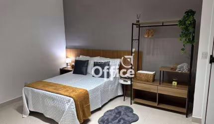 Kitnet com 1 quarto à venda, 30 m² por R$ 250.000 - Cidade Universitária - Anápolis/GO