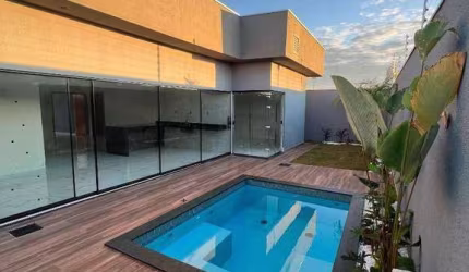 Casa com 3 dormitórios à venda, 160 m² por R$ 700.000,00 - Residencial Campos Do Jordão - Anápolis/GO
