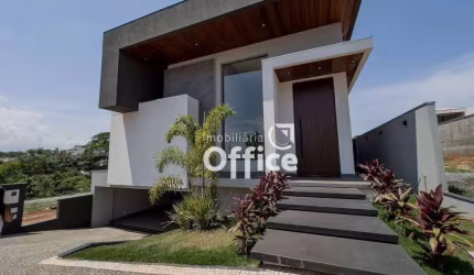 Casa com 3 dormitórios à venda, 245 m² por R$ 2.300.000,00 - Grand Trianon  - Anápolis/GO