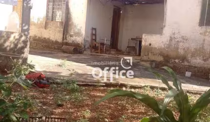 Casa com 3 quartos à venda, localização privilegiada R$ 850.000 - Jundiaí - Anápolis/GO
