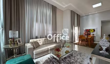 Casa com 3 Suítes à venda, 243 m² por R$ 1.650.000 - Condominio Residencial Anaville - Anápolis/GO