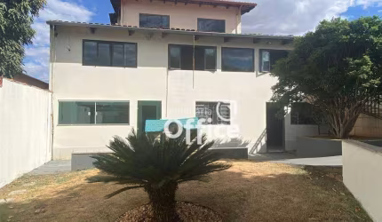 Sobrado com 5 quartos à venda, 287 m² por R$ 800.000 - Jardim Alexandrina - Anápolis/GO
