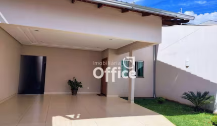 Casa com 3 dormitórios à venda, 135 m² por R$ 480.000,00 - Flor do Cerrado - Anápolis/GO