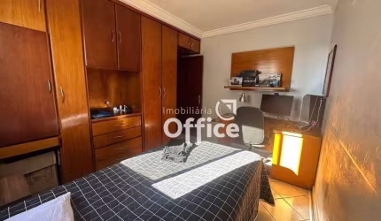 Apartamento com 3 quartos à venda, 78 m² por R$ 300.000 - Jundiaí - Anápolis/GO