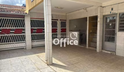 Sobrado com 3 quartos à venda, 235 m² por R$ 450.000 - Setor São José - Goiânia/GO