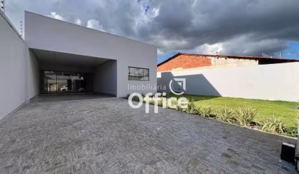 Casa com 3 dormitórios à venda, 138 m² por R$ 650.000,00 - Parque Calixtópolis - Anápolis/GO
