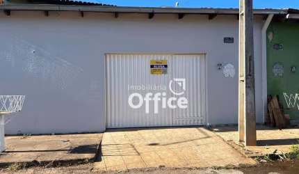 Casa com 3 dormitórios, 100 m² - venda por R$ 400.000,00 ou aluguel por R$ 1.350,00/mês - Vila Nossa Senhora D Abadia - Anápolis/GO